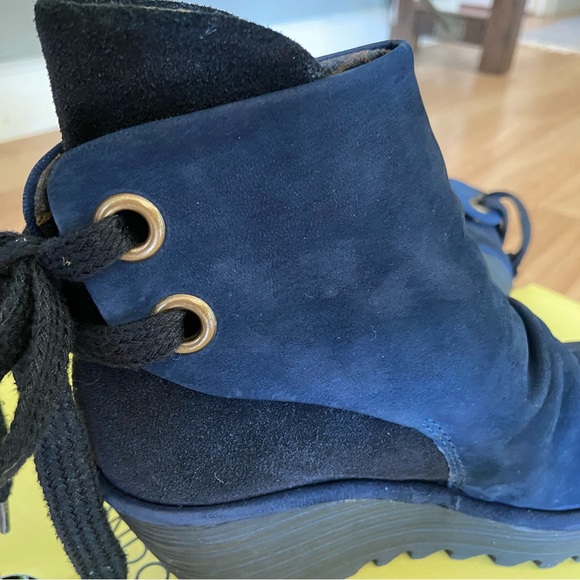 Suede booty - Picture 2 of 6